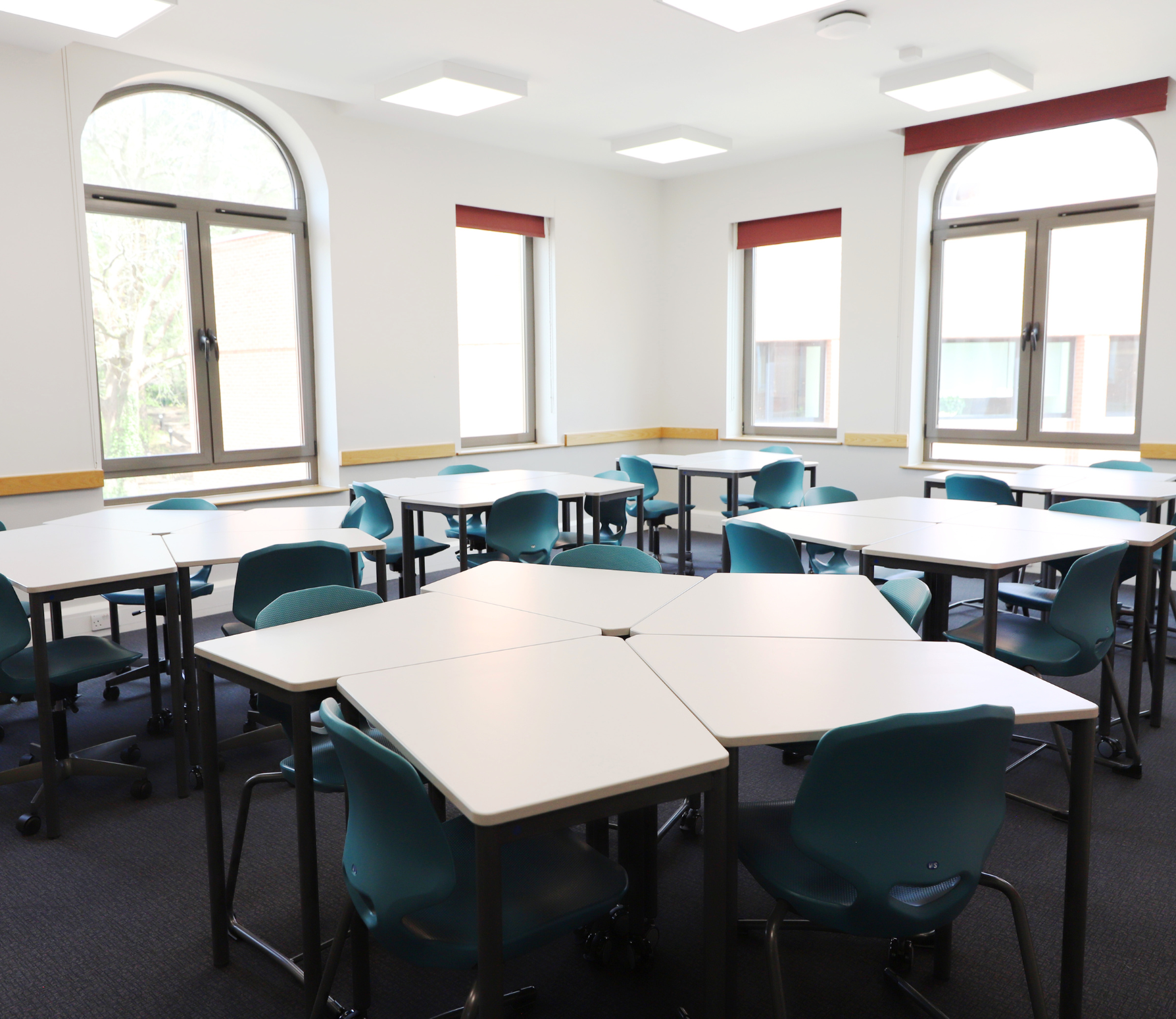 Wellington_College_–_VS_Classroom